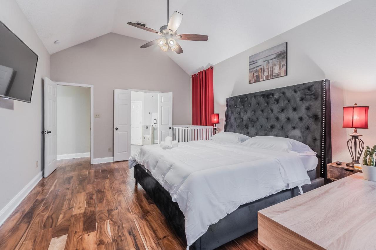 * *Astounding House **Perfect For Family And Friends , Pool , Hot Tub, & Game Room Allen Exteriör bild