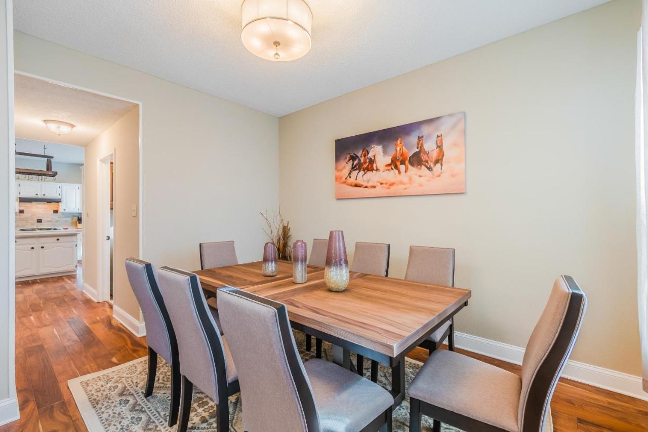 * *Astounding House **Perfect For Family And Friends , Pool , Hot Tub, & Game Room Allen Exteriör bild