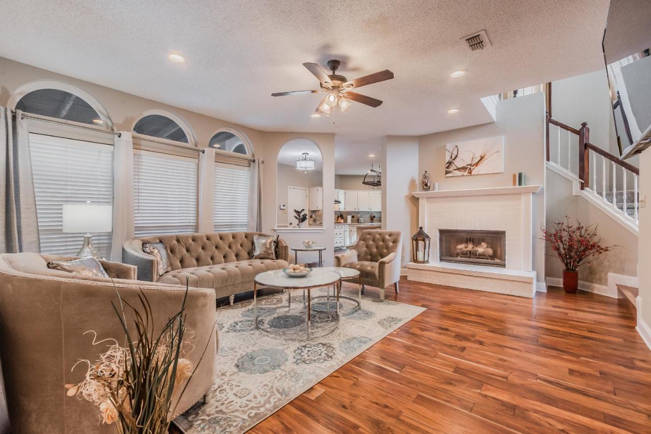 * *Astounding House **Perfect For Family And Friends , Pool , Hot Tub, & Game Room Allen Exteriör bild